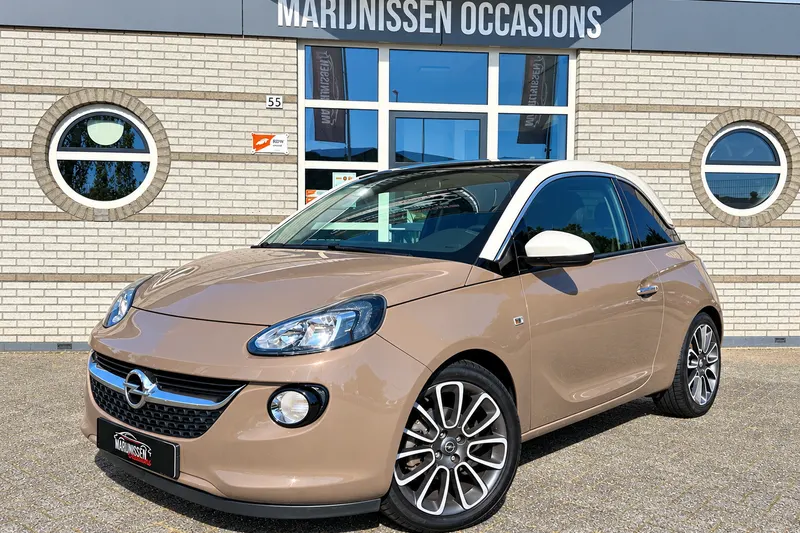Opel Adam (2013)