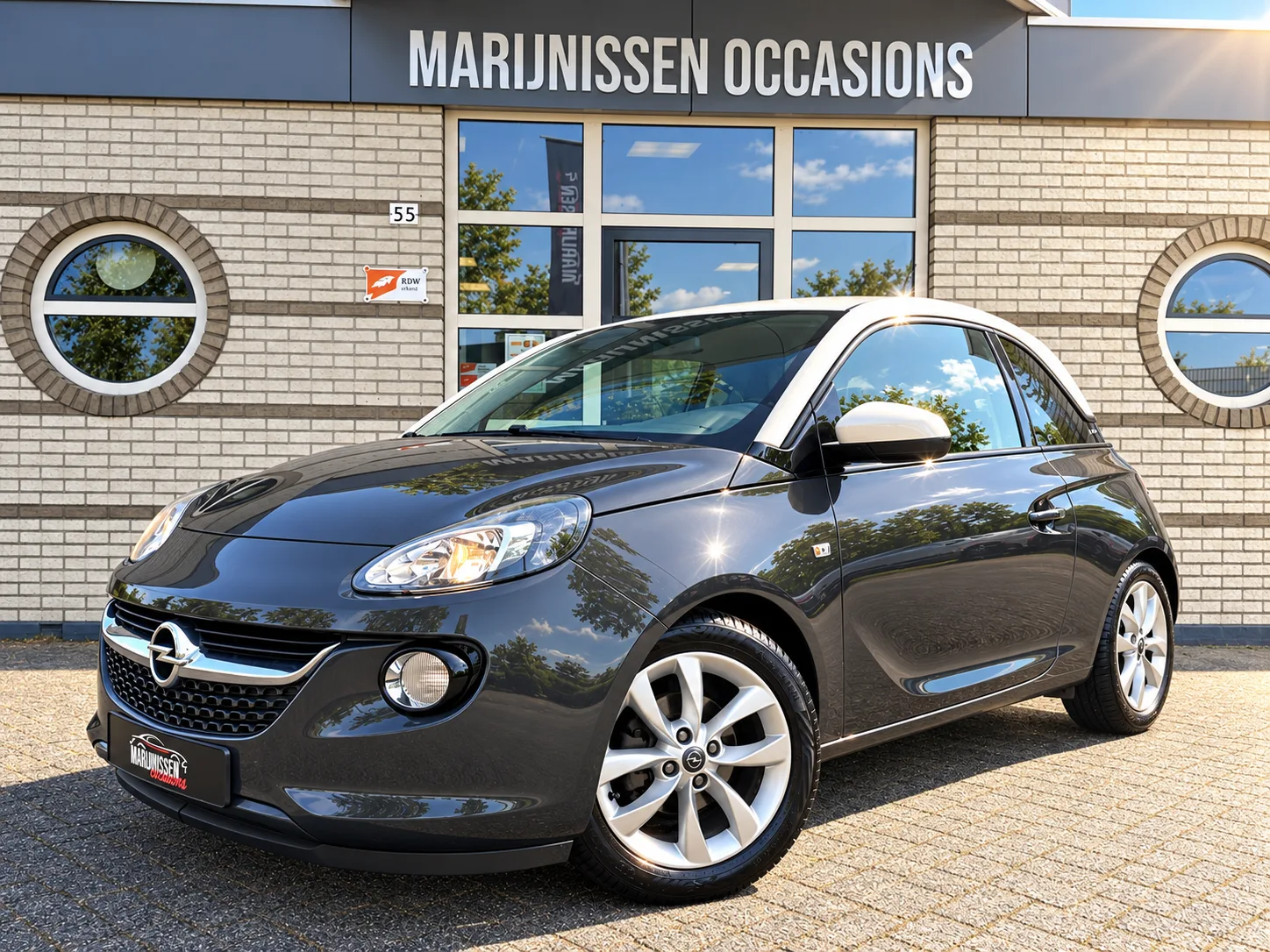 Opel Adam (2015) — foto 1