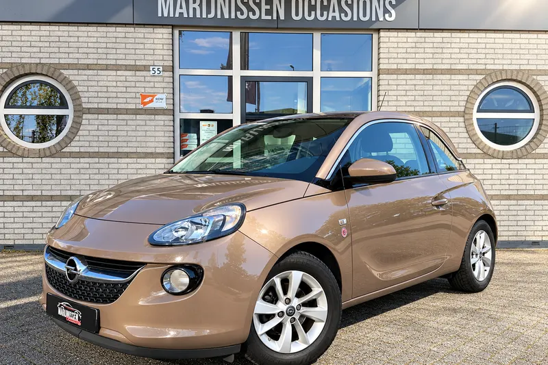Opel Adam (2014)