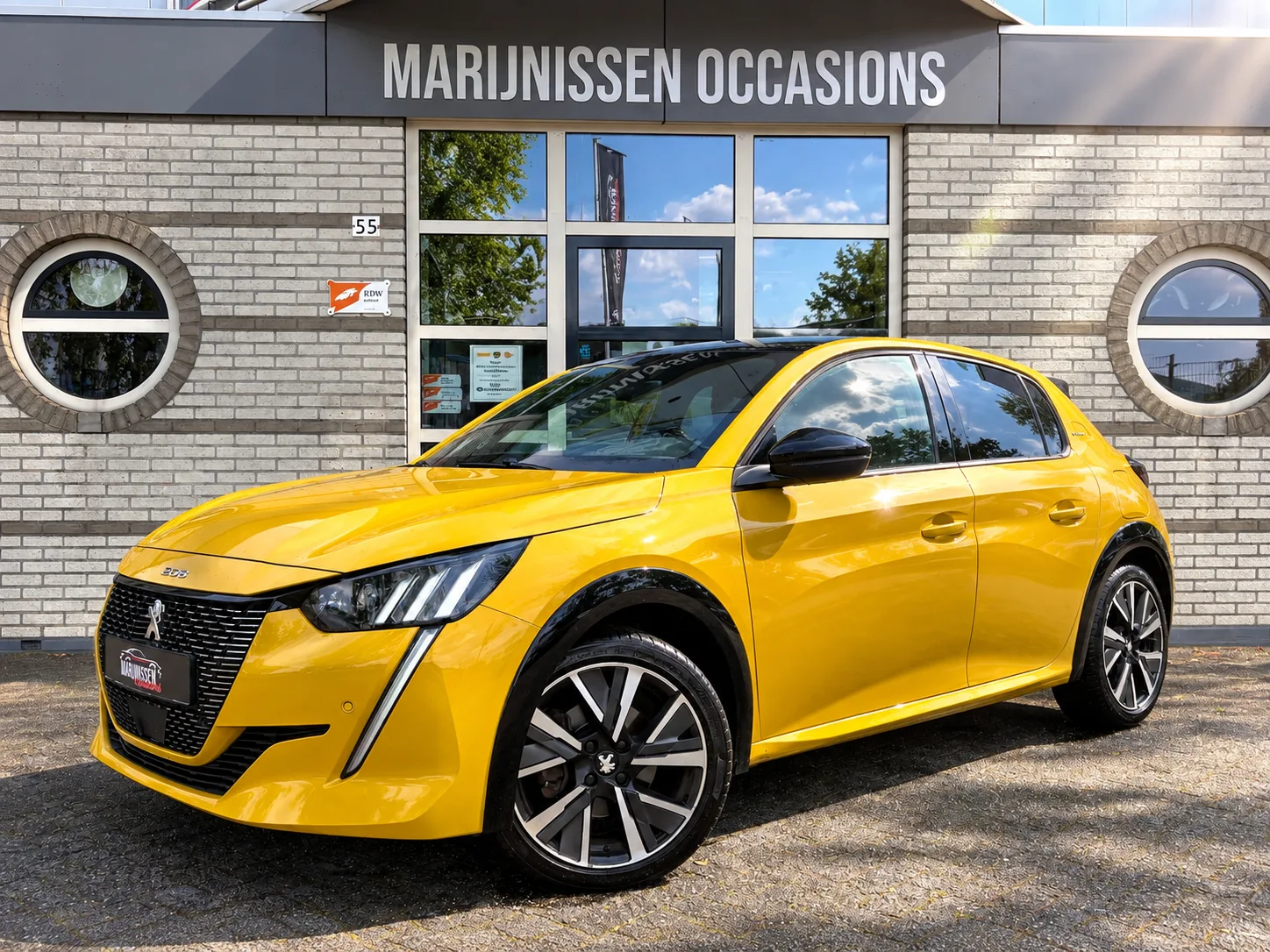 Peugeot 208 (2019) — foto 1