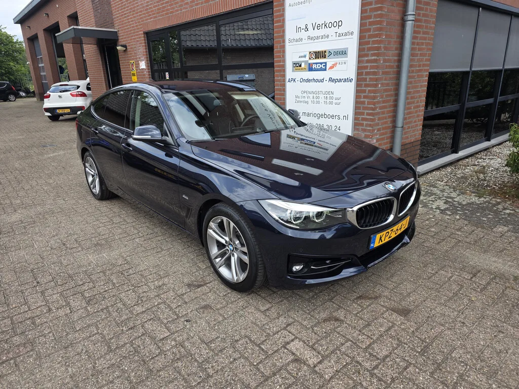 BMW 3-Serie (2018) — foto 1
