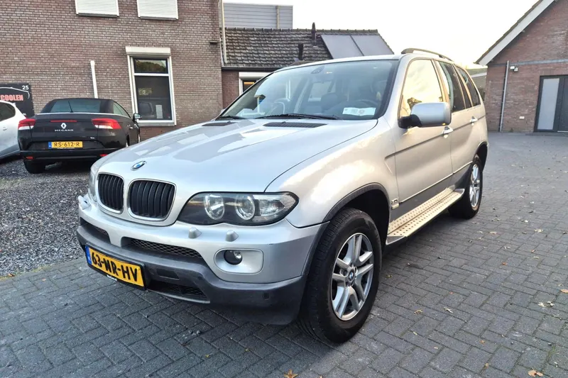 BMW X5 (2004)