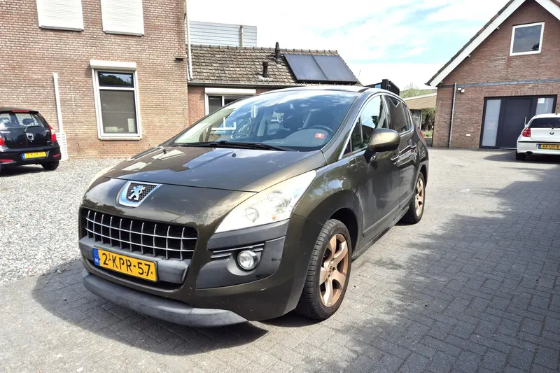 Peugeot 3008 (2010)