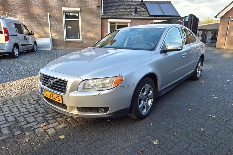 Volvo S80 (2008)