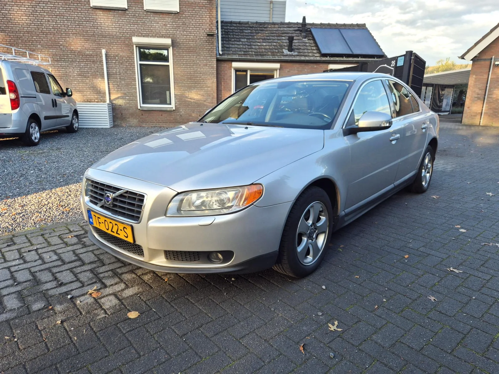Volvo S80 (2008) — foto 1