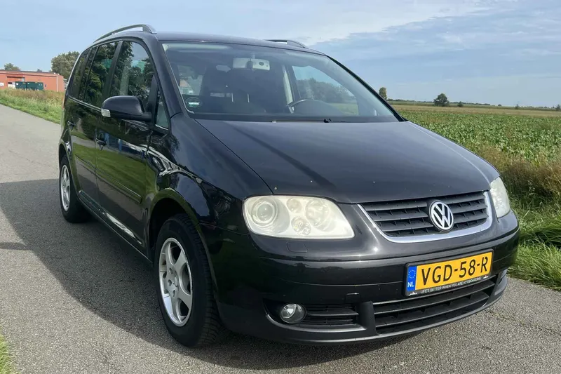 Volkswagen Touran (2005)