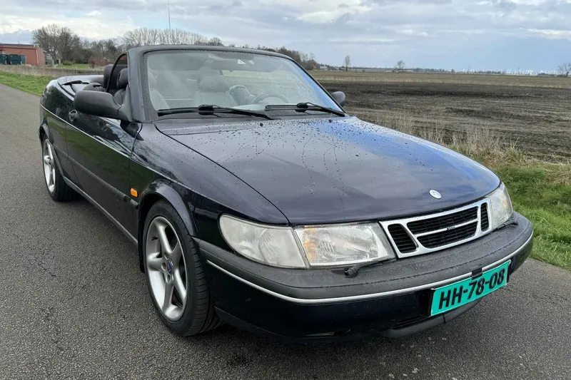 Saab 900 (1997)