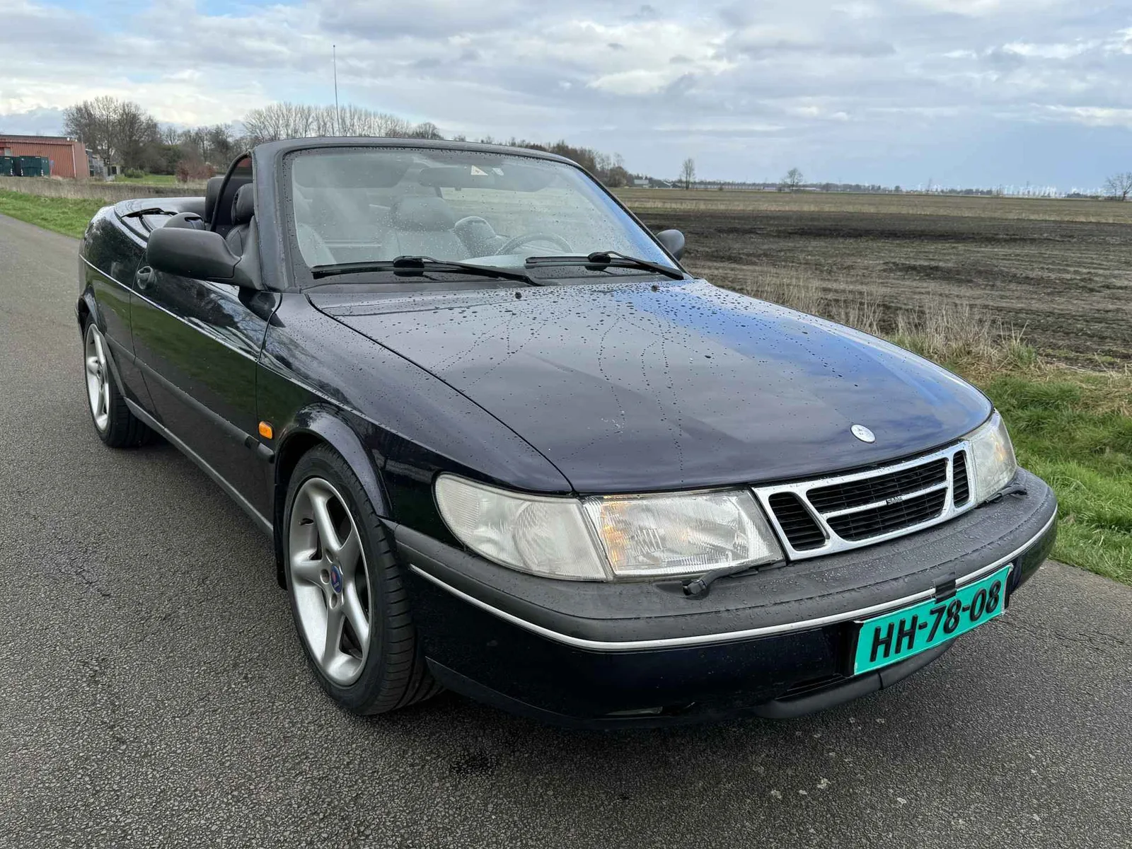 Saab 900 (1997) — foto 1