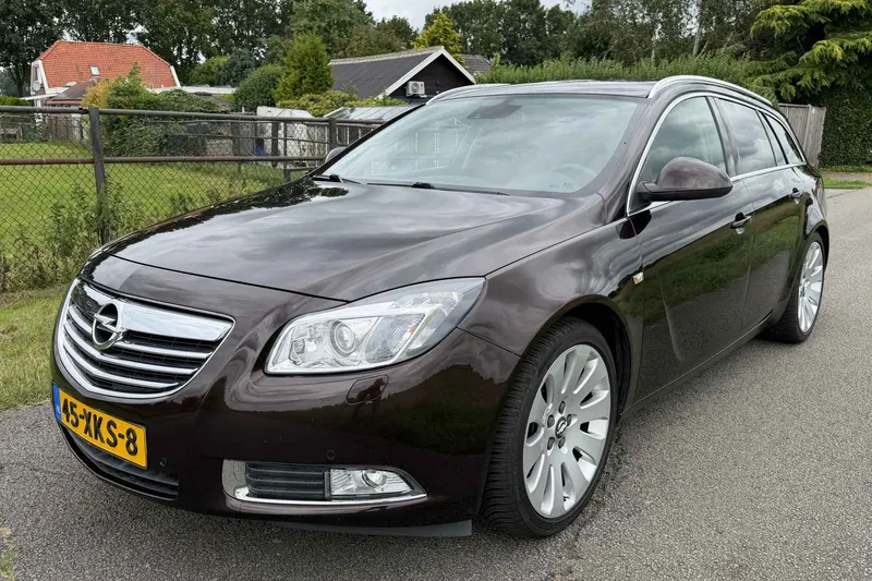 Opel Insignia (2012)