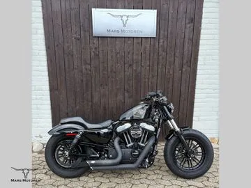 Harley-Davidson Sportster (2016) — foto 1