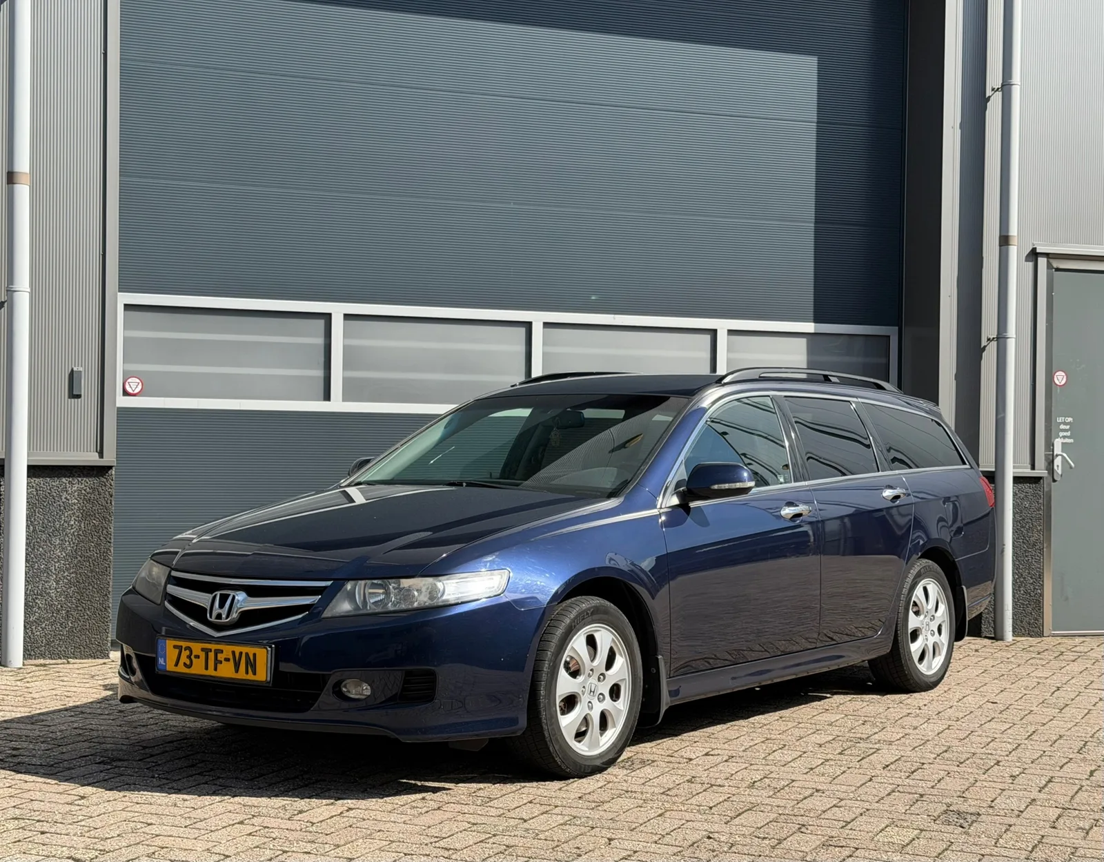 Honda Accord (2006) — foto 1