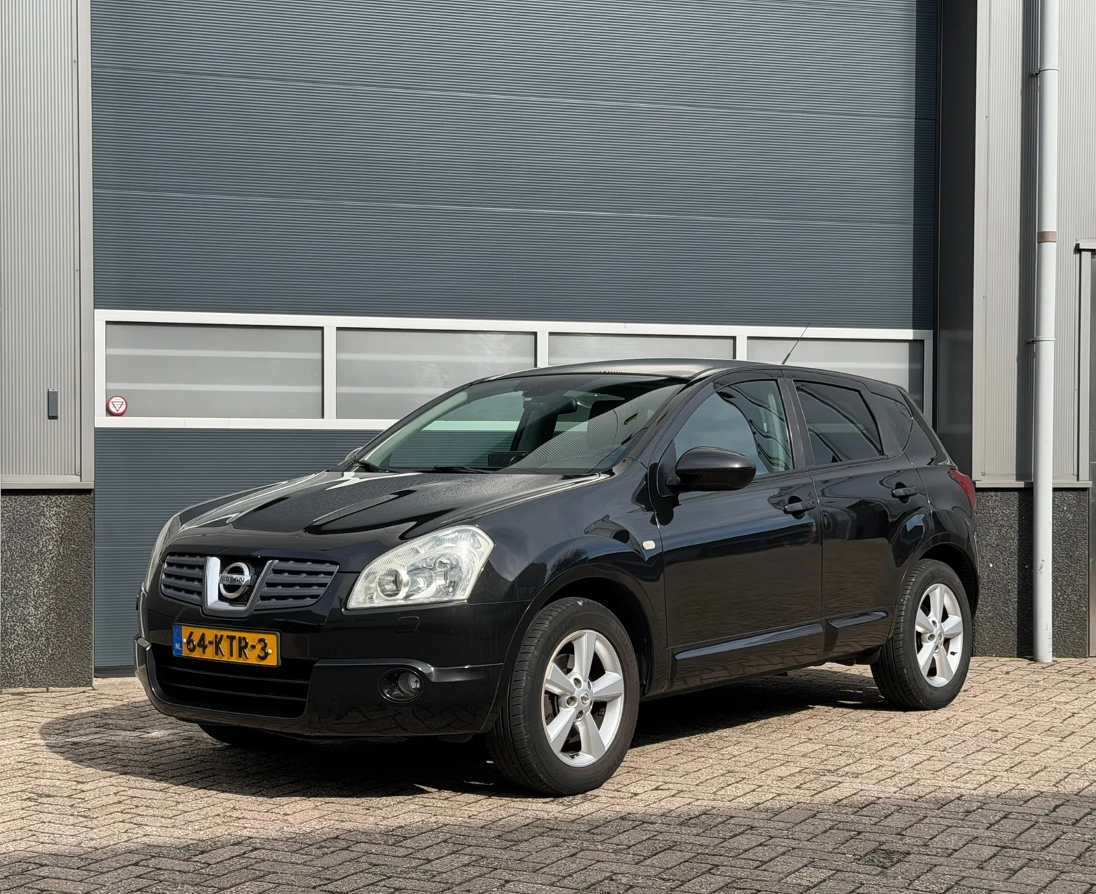 Nissan Qashqai (2007) — foto 1