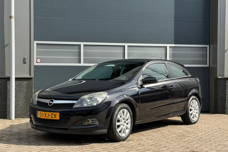 Opel Astra (2007)