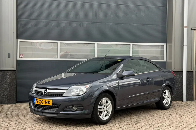 Opel Astra Twin Top (2007)