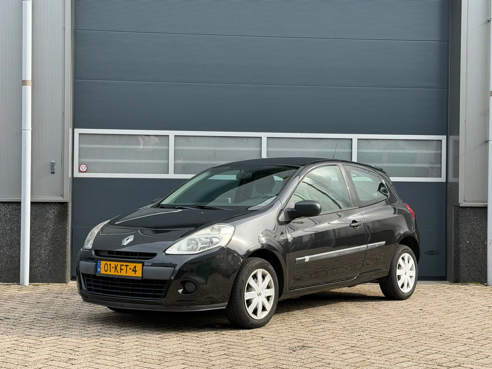 Renault Clio (2009) — foto 1