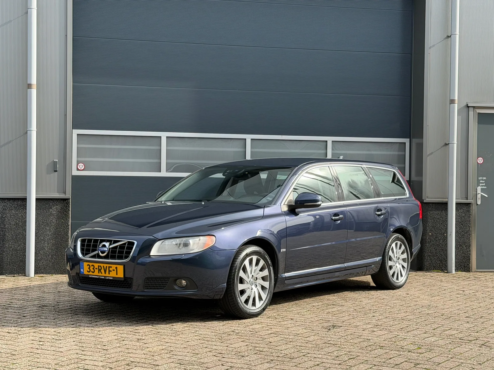 Volvo V70 (2011) — foto 1