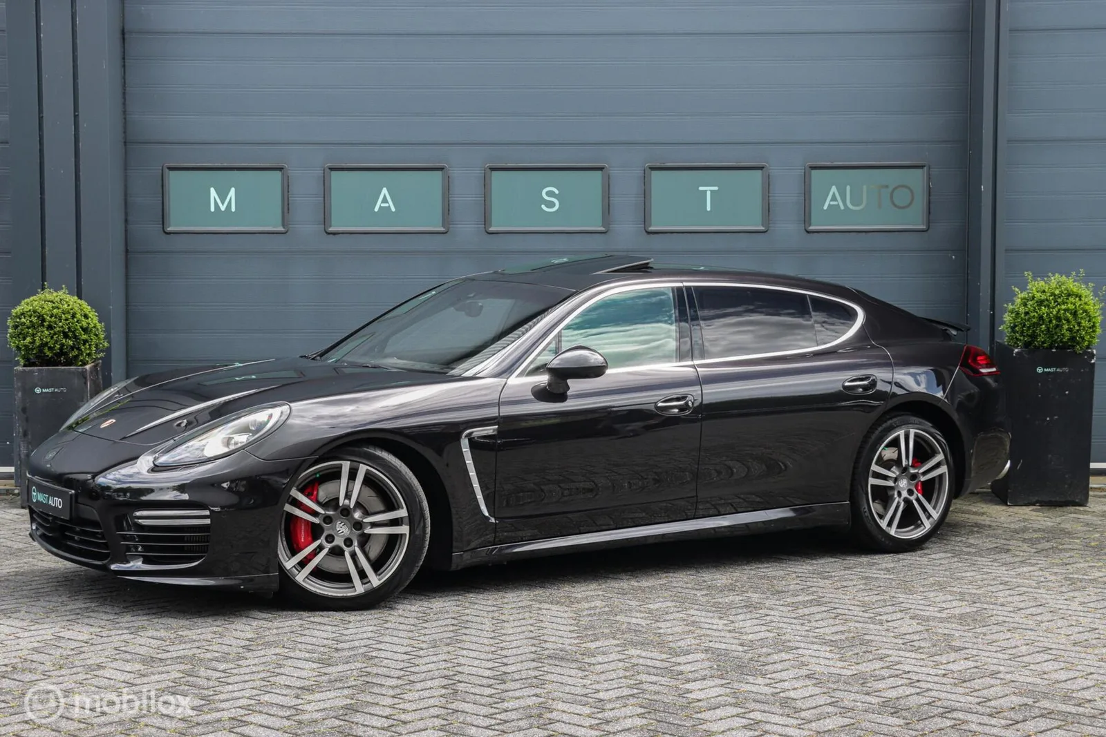 Porsche Panamera (2014) — foto 1