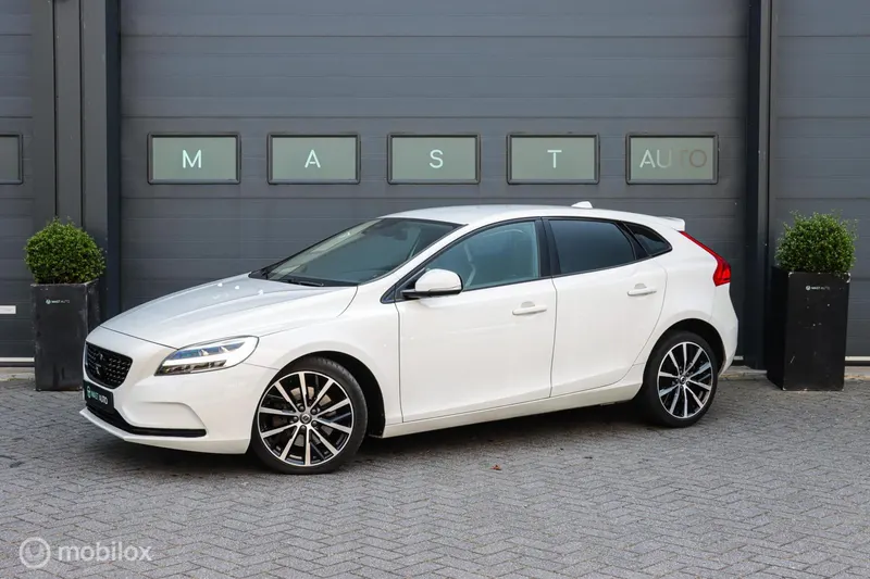 Volvo V40 (2018)