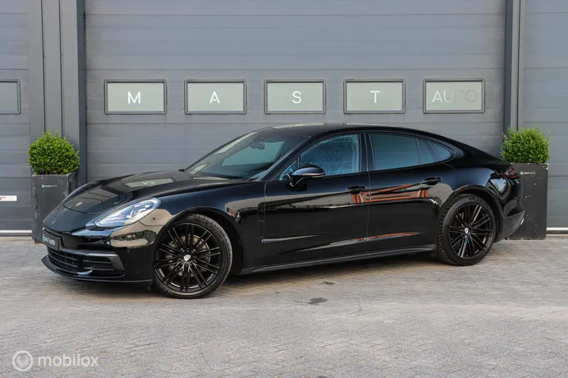 Porsche Panamera (2018)