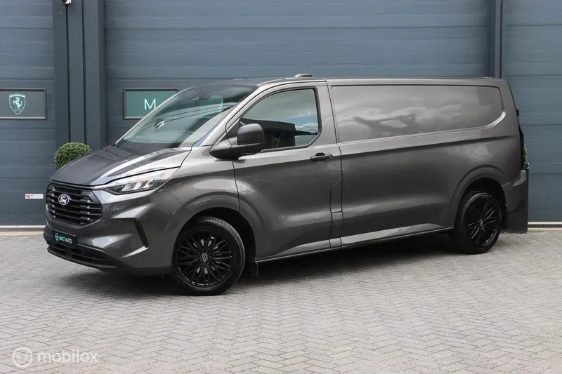 Ford Transit Custom (2024)