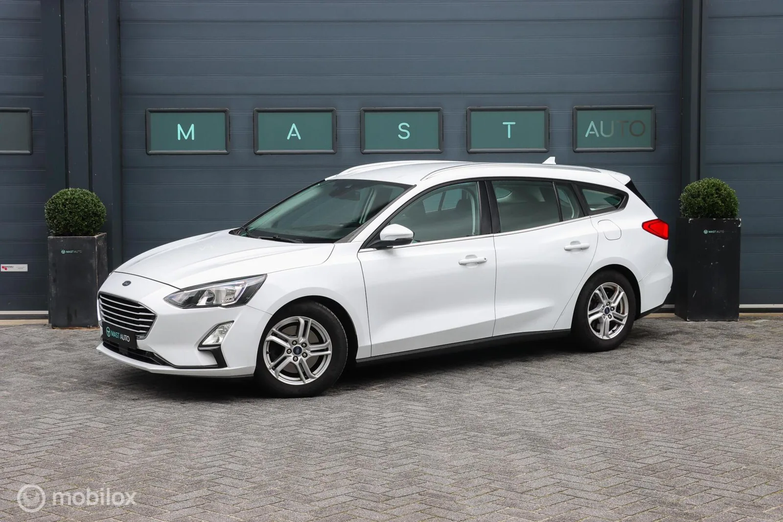 Ford Focus (2019) — foto 1