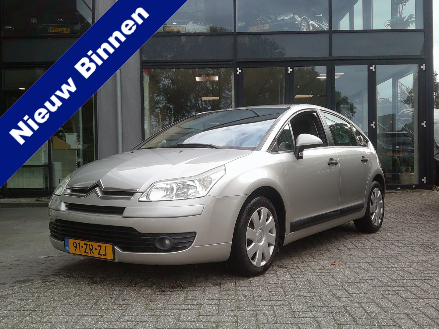 Citroën C4 (2008) — foto 1