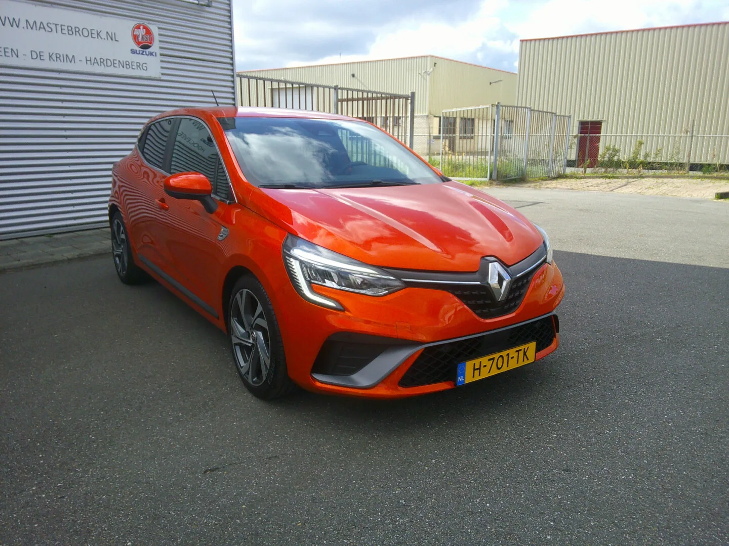 Renault Clio (2020) — foto 1