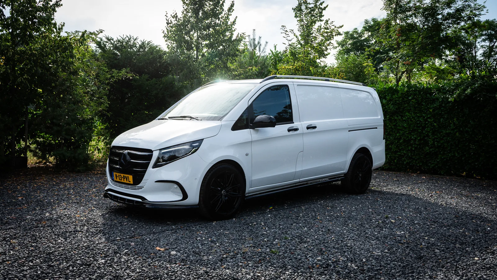 Mercedes-Benz Vito (2024) — foto 1