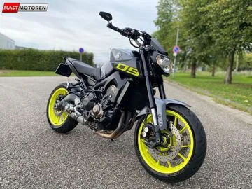 Yamaha MT-09 (2016) — foto 1
