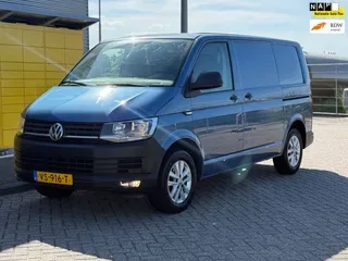 Volkswagen Transporter (2016) — foto 1