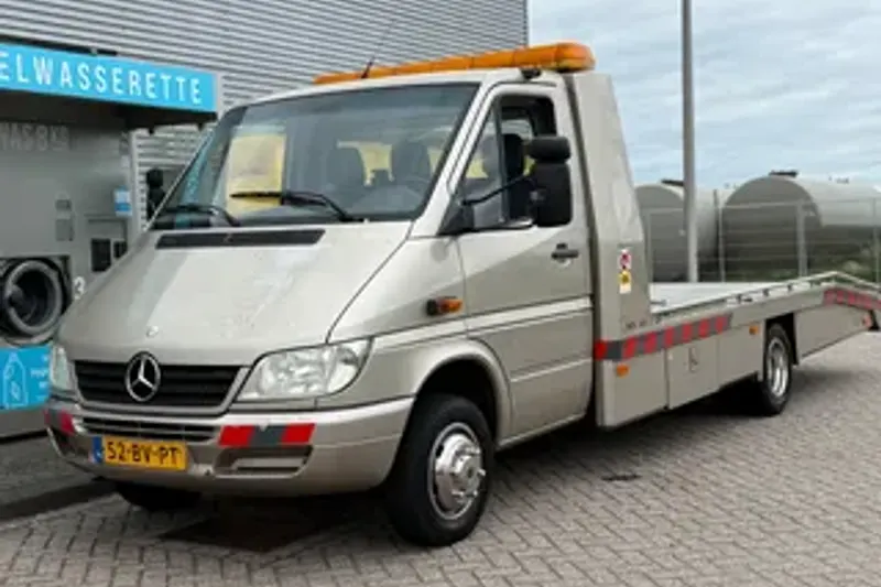 Mercedes-Benz Sprinter (2005)