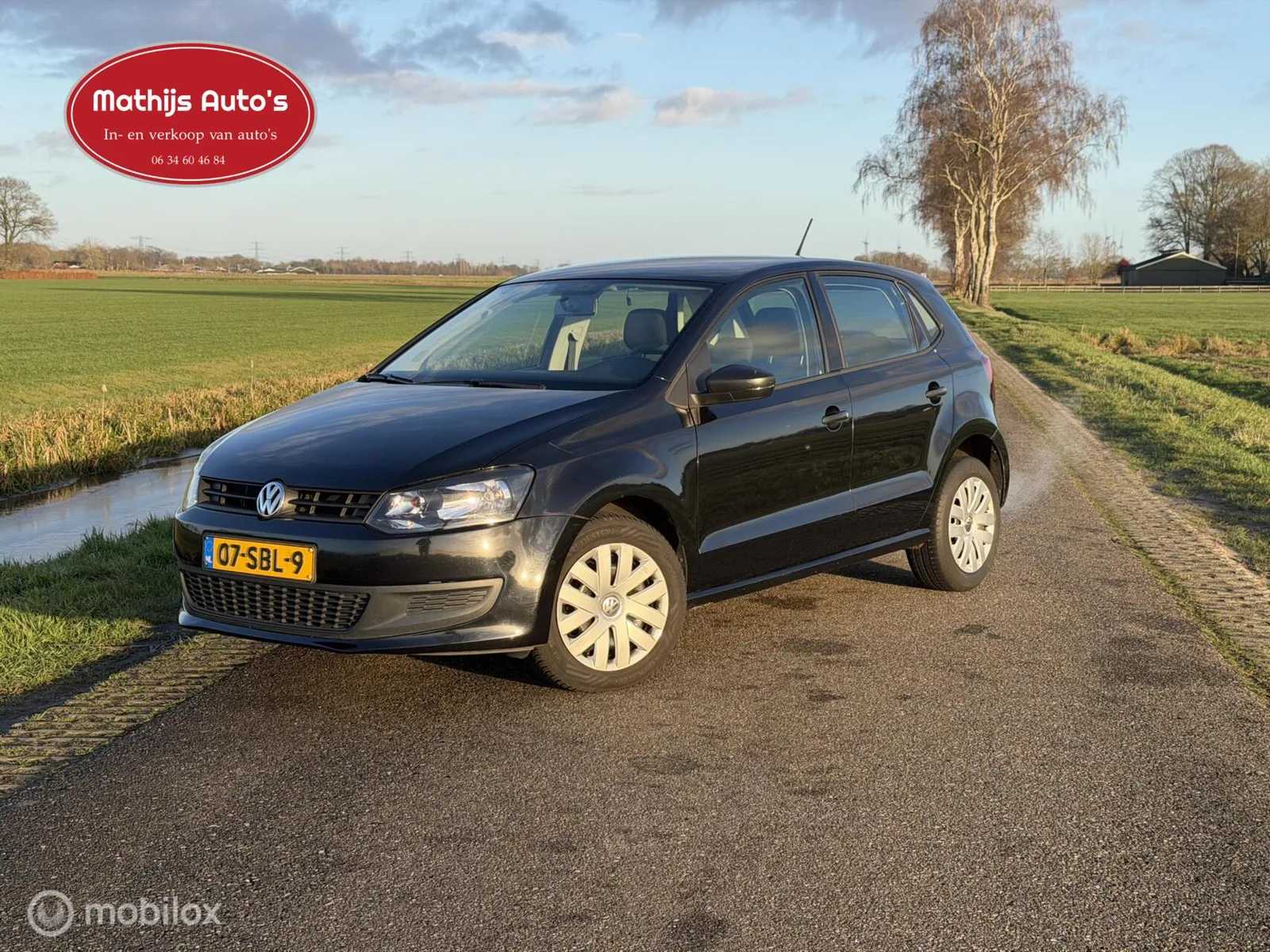 Volkswagen Polo (2011) — foto 1