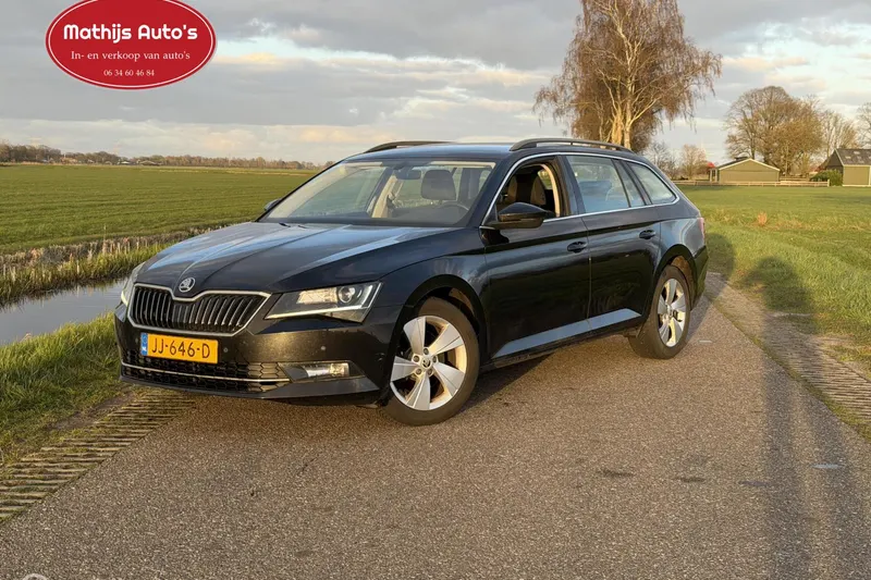Škoda Superb (2016)
