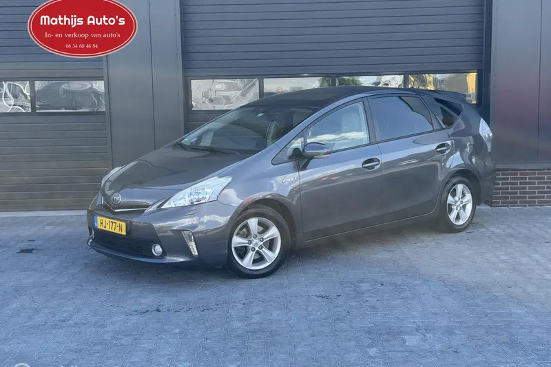 Toyota Prius (2013)