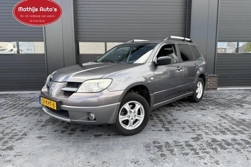 Mitsubishi Outlander (2009)