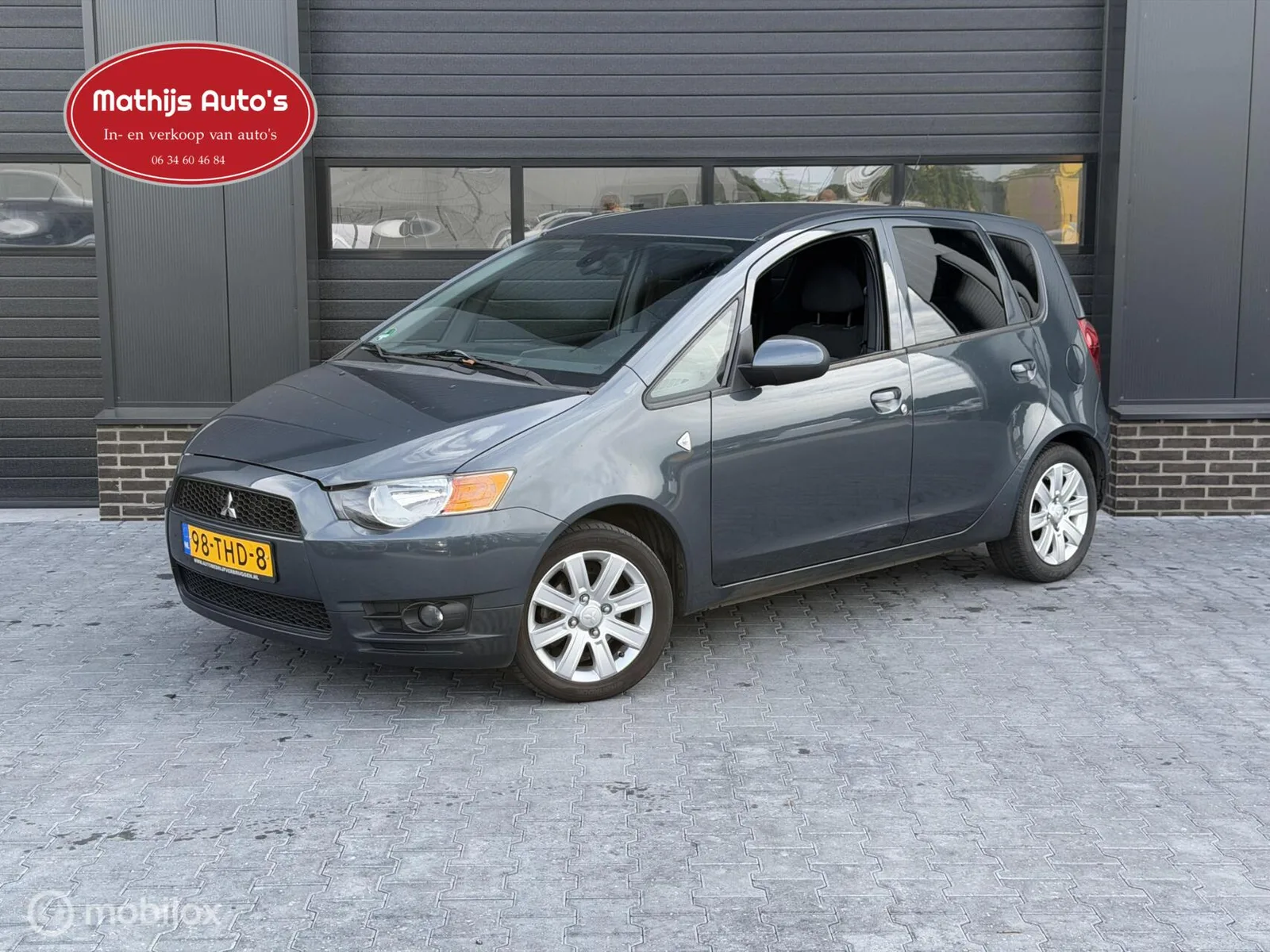 Mitsubishi Colt (2012) — foto 1