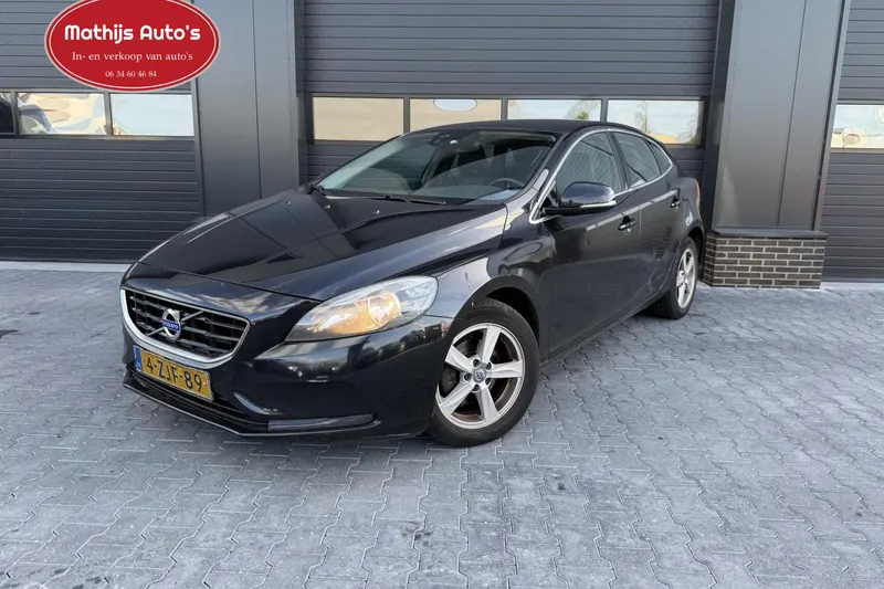 Volvo V40 (2014)