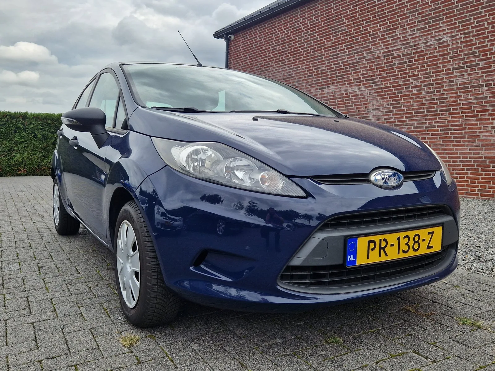 Ford Fiesta (2009) — foto 1