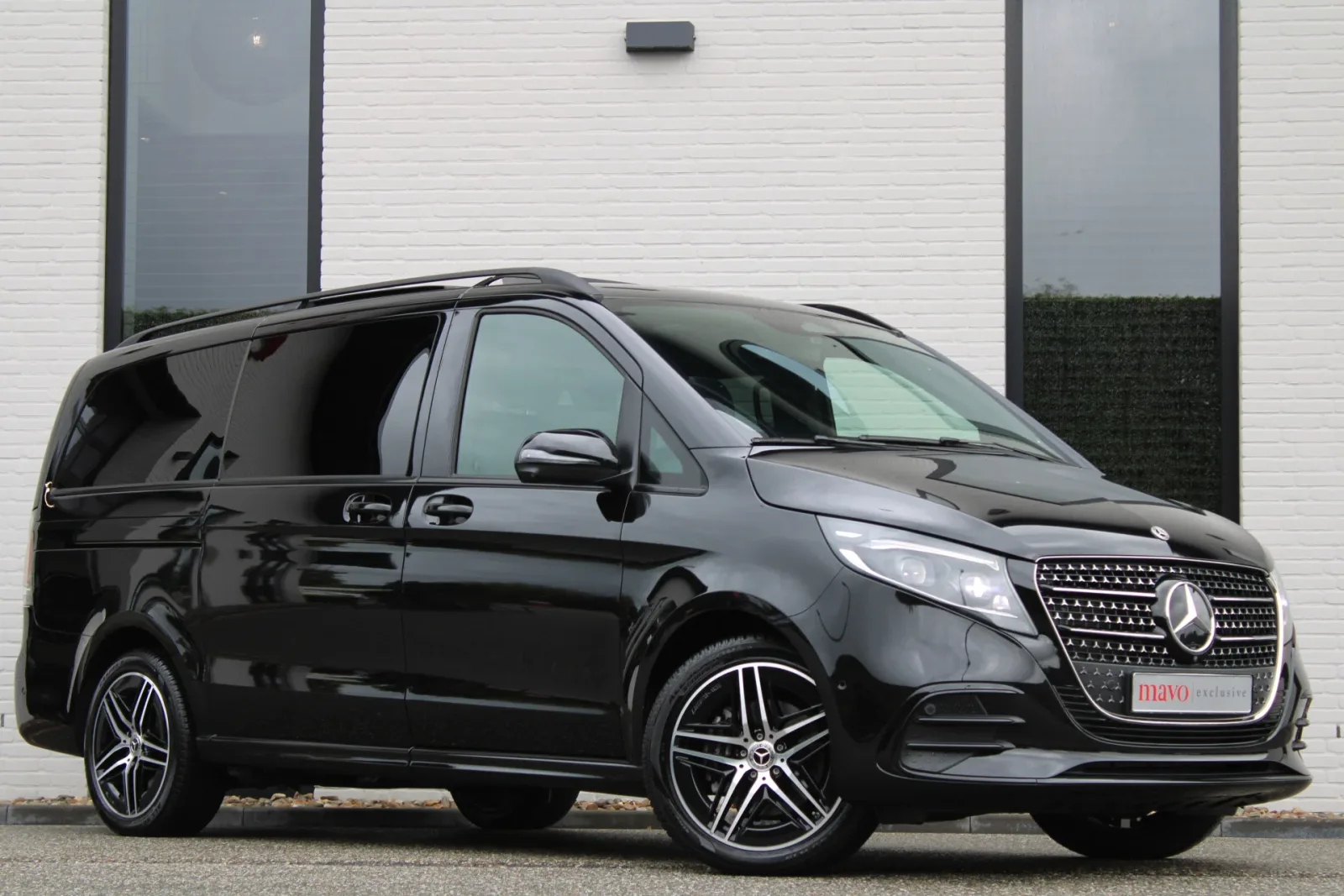 Mercedes-Benz V-Klasse (2024) — foto 1