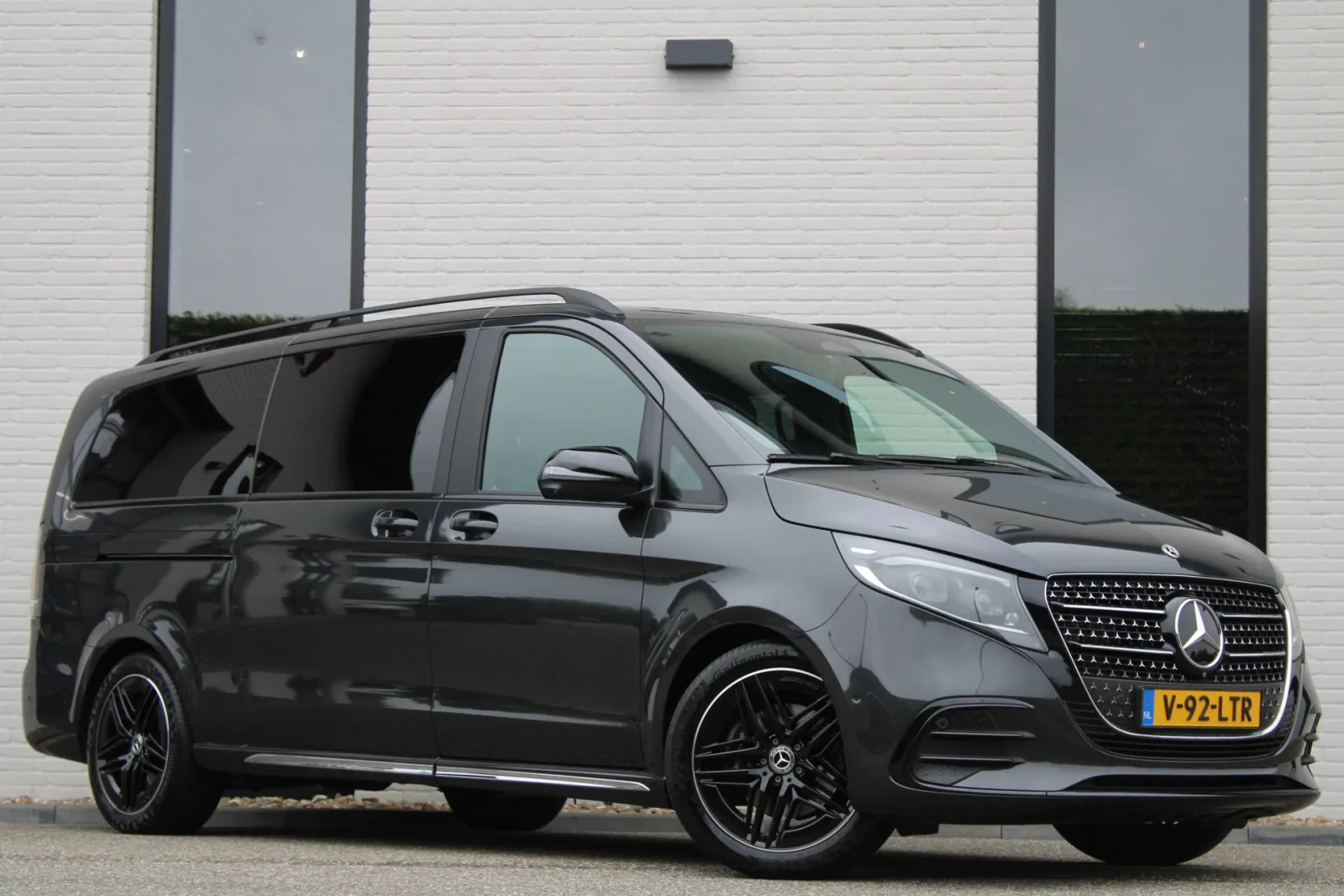Mercedes-Benz V-Klasse (2024) — foto 1