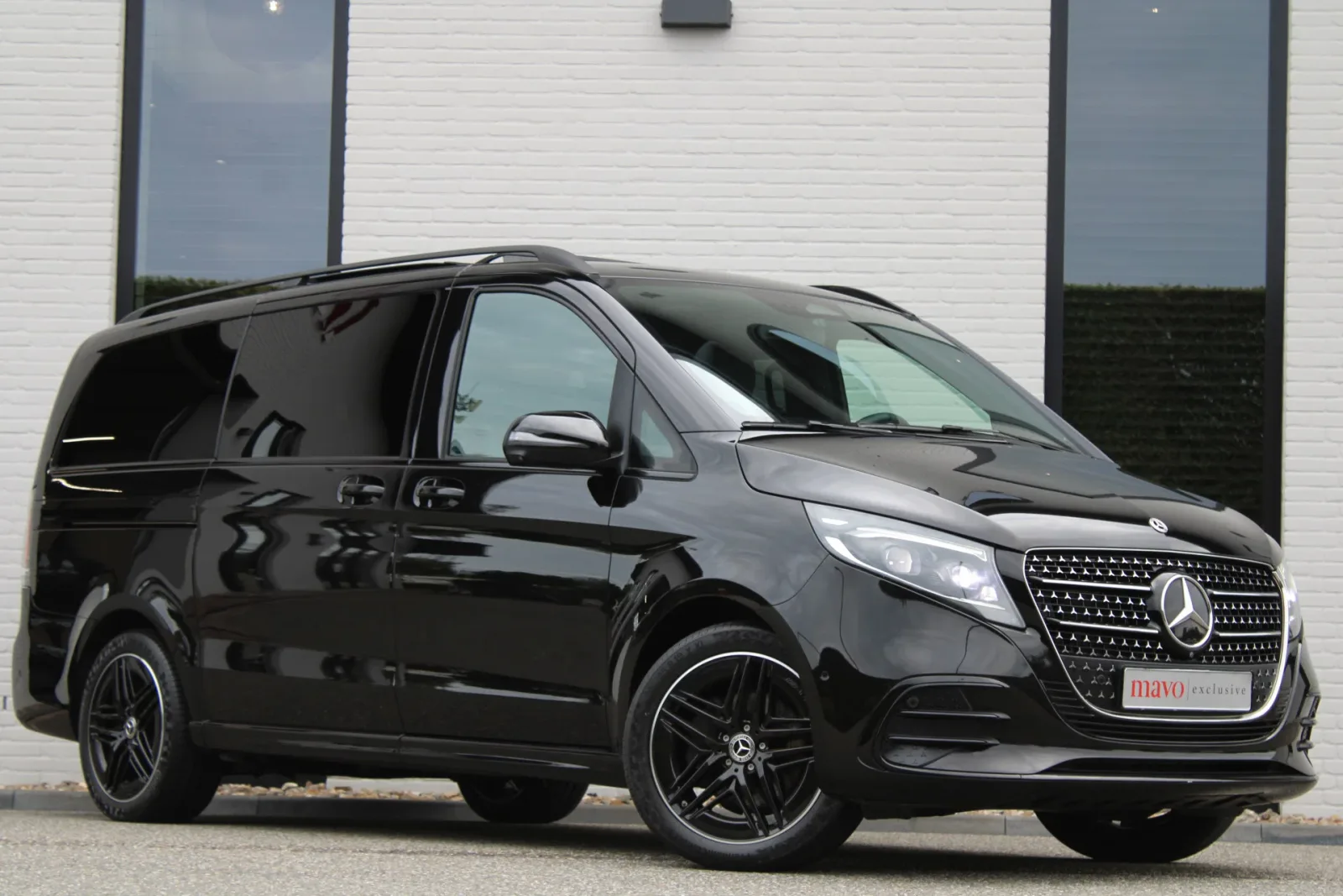 Mercedes-Benz V-Klasse (2024) — foto 1
