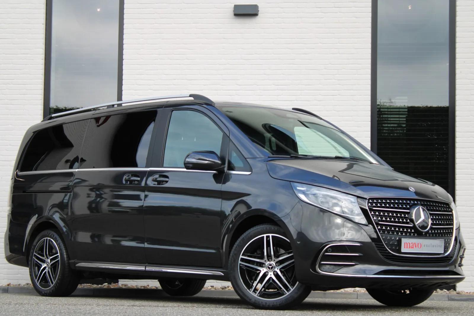 Mercedes-Benz V-Klasse (2024) — foto 1