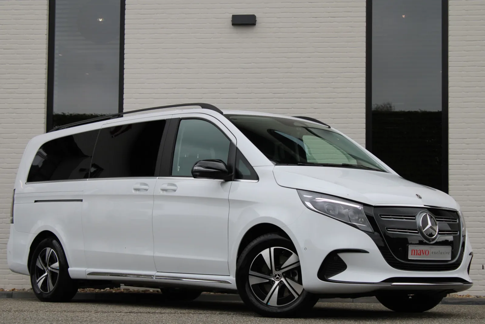 Mercedes-Benz EQV (2026) — foto 1