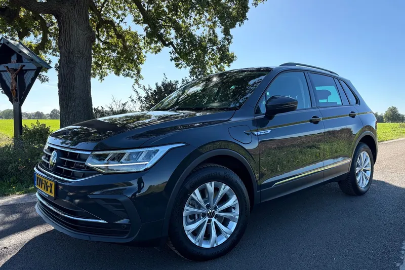 Volkswagen Tiguan (2023)