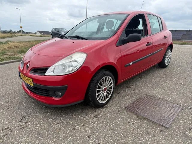 Renault Clio (2008) — foto 1