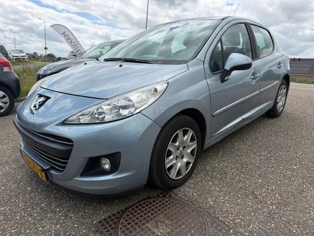 Peugeot 207 (2010) — foto 1