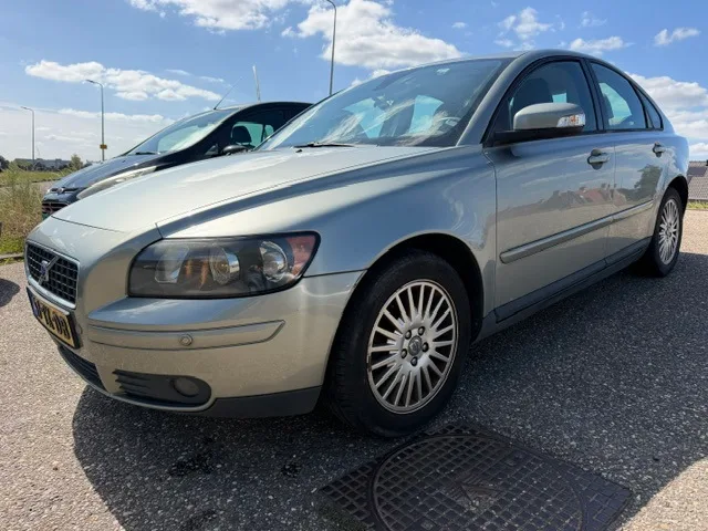 Volvo S40 (2006) — foto 1
