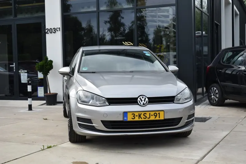 Volkswagen Golf (2013)