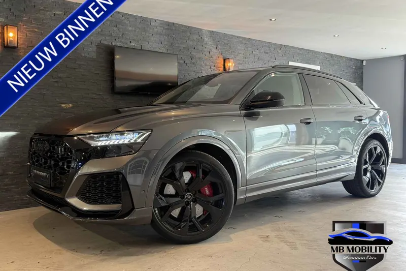 Audi Q8 (2021)