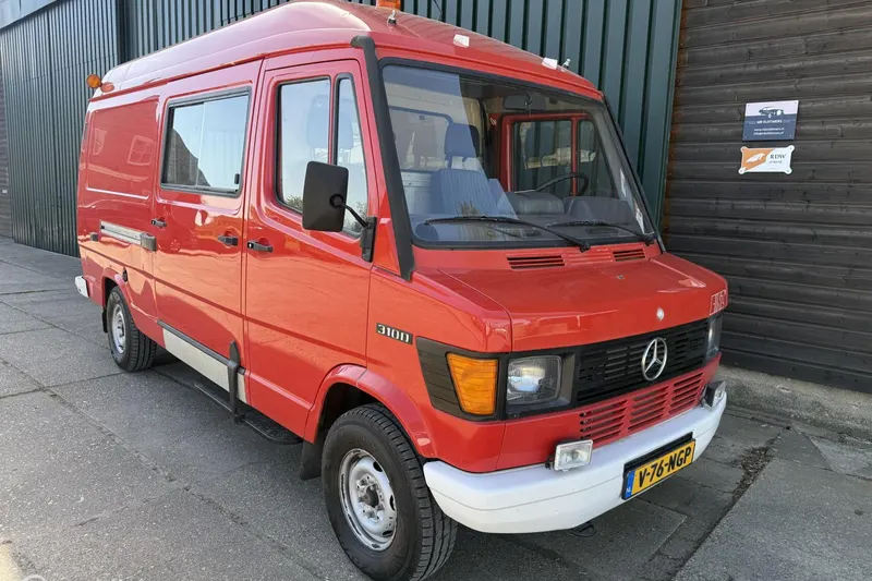 Mercedes-Benz T1 (1994)